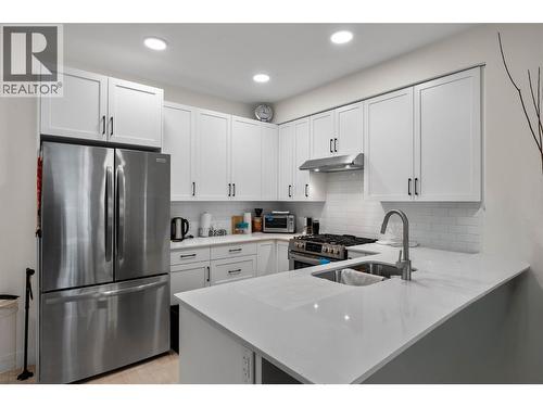 651 Dunes Drive Unit# 306, Kamloops, BC - Indoor Photo Showing Kitchen With Double Sink With Upgraded Kitchen