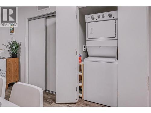 725 Academy Way Unit# 115, Kelowna, BC - Indoor Photo Showing Laundry Room