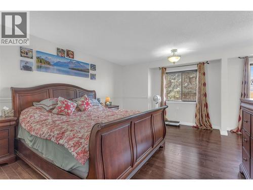 1675 Thayer Court Unit# 1, Kelowna, BC - Indoor Photo Showing Bedroom