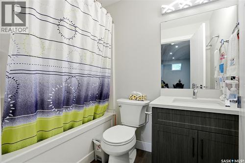 206 Kenaschuk Union, Saskatoon, SK - Indoor Photo Showing Bathroom