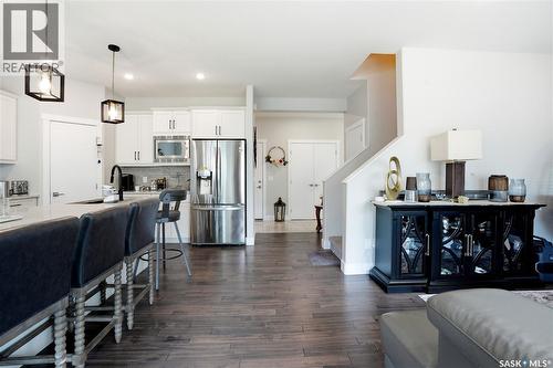 206 Kenaschuk Union, Saskatoon, SK - Indoor Photo Showing Kitchen With Upgraded Kitchen