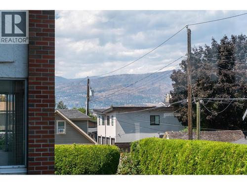 878 Bernard Avenue Unit# 103, Kelowna, BC - Outdoor