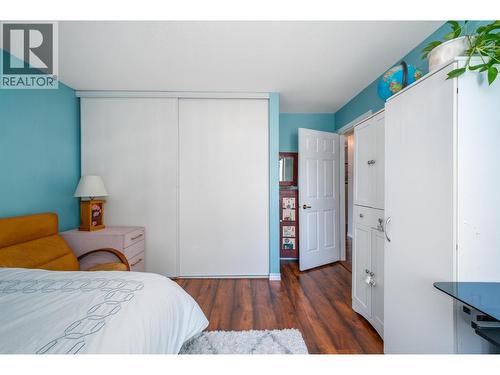 878 Bernard Avenue Unit# 103, Kelowna, BC - Indoor Photo Showing Bedroom