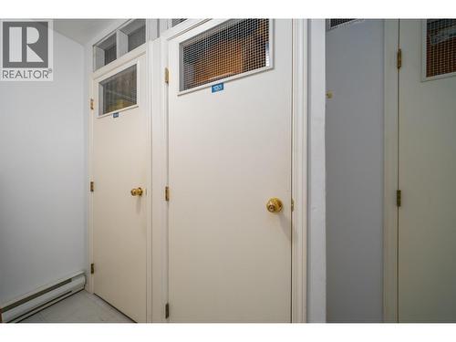 878 Bernard Avenue Unit# 103, Kelowna, BC - Indoor Photo Showing Other Room