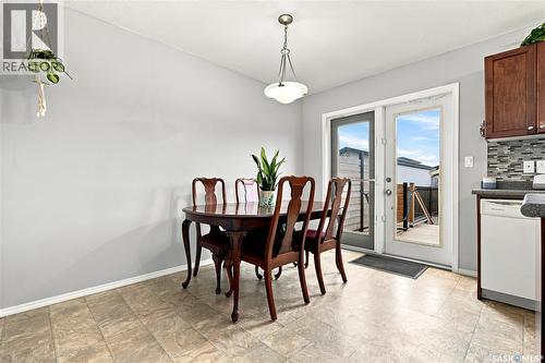 435 Blakeney Crescent, Saskatoon, SK - Indoor Photo Showing Dining Room