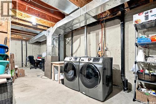 435 Blakeney Crescent, Saskatoon, SK - Indoor Photo Showing Laundry Room