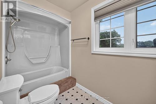 388 Brock Street, Brockville, ON - Indoor Photo Showing Bathroom