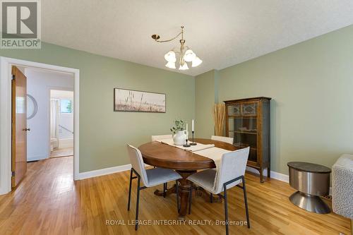 2393 Iris Street, Ottawa, ON - Indoor Photo Showing Dining Room