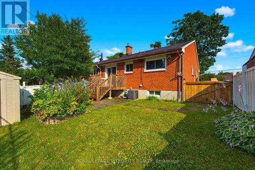 2393 Iris Street, Ottawa, ON - Outdoor