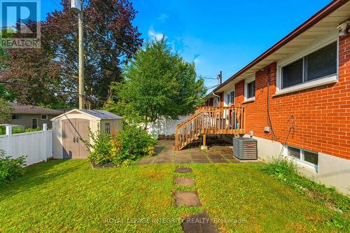 2393 Iris Street, Ottawa, ON - Outdoor