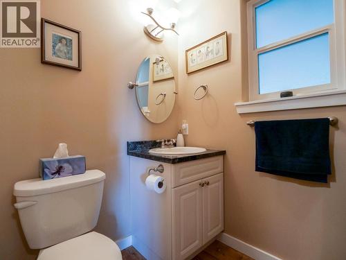 798 Ruttan Road, Quesnel, BC - Indoor Photo Showing Bathroom