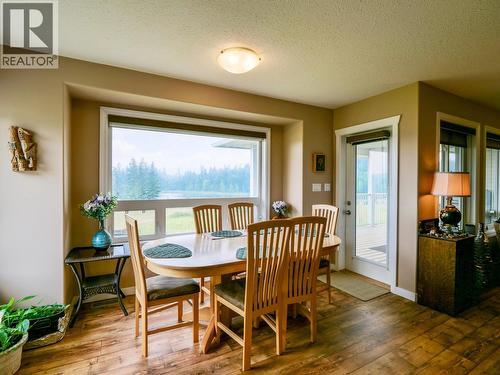 798 Ruttan Road, Quesnel, BC - Indoor Photo Showing Dining Room