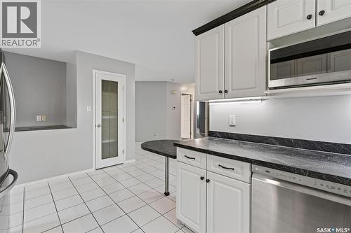 109 1St Avenue E, Vanscoy, SK - Indoor Photo Showing Kitchen