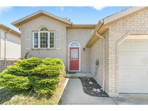 219 Greenfield Lane, Chatham, ON 