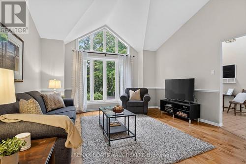 182 Dewar Side Road, Beckwith, ON - Indoor Photo Showing Living Room