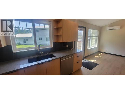 611 Casley Court Unit# 3, New Denver, BC - Indoor