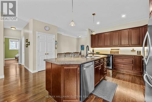 Built in appliances - 2552 Denure Drive, Peterborough (Monaghan Ward 2), ON - Indoor Photo Showing Kitchen