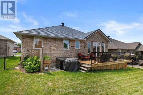 Perfect family home - 2552 Denure Drive, Peterborough (Monaghan Ward 2), ON - Outdoor With Deck Patio Veranda