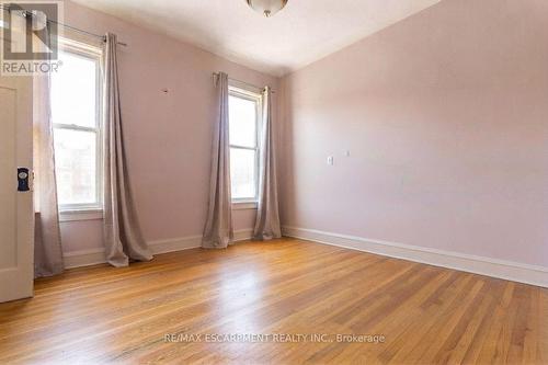 121 Eastbourne Avenue, Hamilton, ON - Indoor Photo Showing Other Room