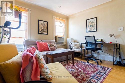121 Eastbourne Avenue, Hamilton, ON - Indoor