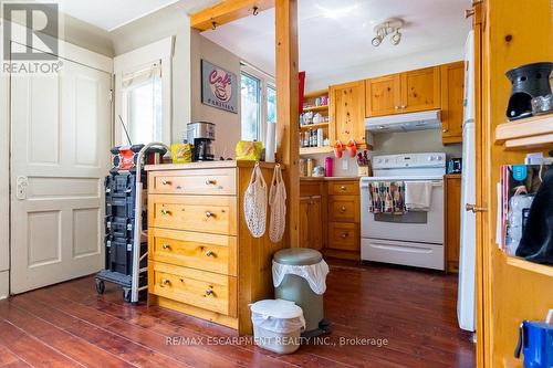 121 Eastbourne Avenue, Hamilton, ON - Indoor