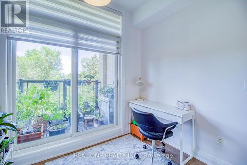63 - 27 Eldora Avenue, Toronto, ON - Indoor Photo Showing Office