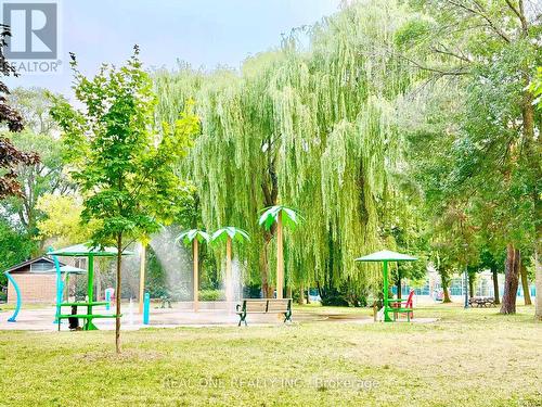 63 - 27 Eldora Avenue, Toronto, ON - Outdoor
