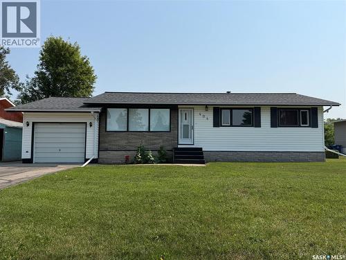 404 7Th Street E, Wynyard, SK - Outdoor