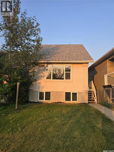 1125 Mctavish Street, Regina, SK - Outdoor