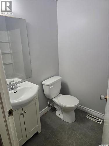 1125 Mctavish Street, Regina, SK - Indoor Photo Showing Bathroom