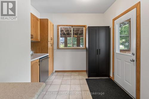 2 Herlan Avenue, Kitchener, ON - Indoor Photo Showing Other Room