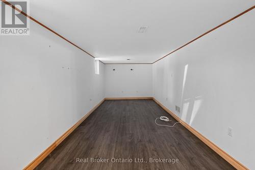 2 Herlan Avenue, Kitchener, ON - Indoor Photo Showing Other Room