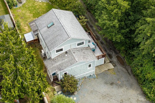 3220 Sutton Rd, Cumberland, BC 