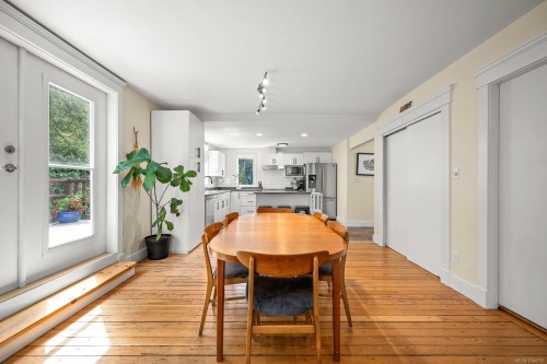 3220 Sutton Rd, Cumberland, BC 
