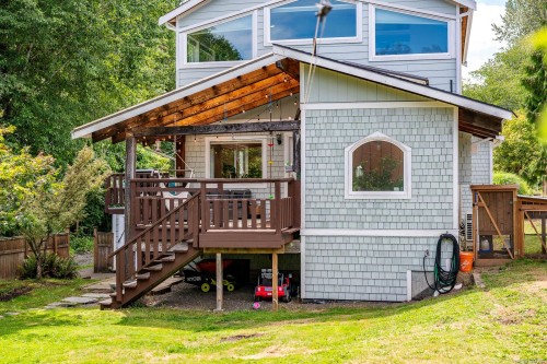 3220 Sutton Rd, Cumberland, BC 