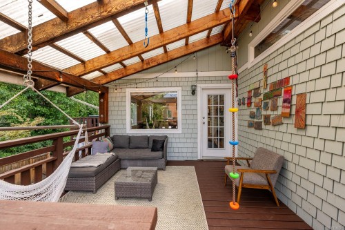 3220 Sutton Rd, Cumberland, BC 
