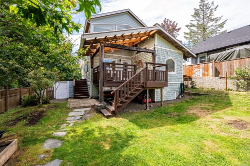 3220 Sutton Rd, Cumberland, BC 