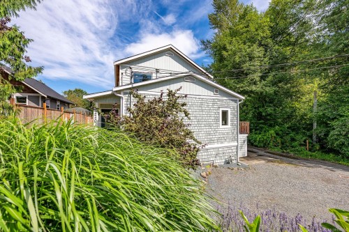 3220 Sutton Rd, Cumberland, BC 