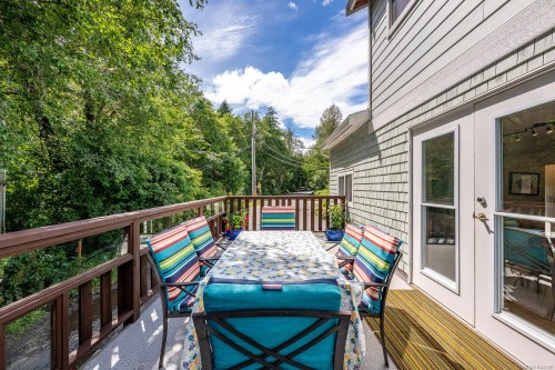 3220 Sutton Rd, Cumberland, BC 