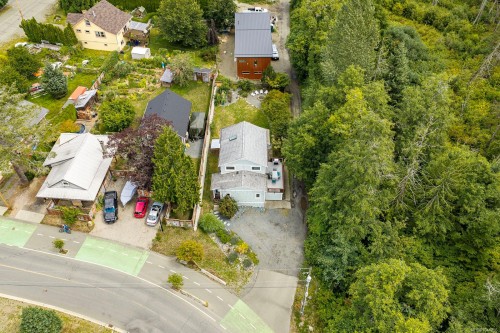 3220 Sutton Rd, Cumberland, BC 