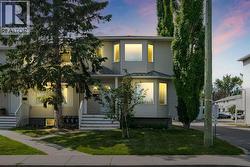511 Killarney Glen Court SW Calgary, AB T3E 7H4