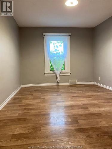 1115 Marion, Windsor, ON - Indoor Photo Showing Other Room