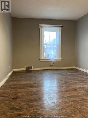 1115 Marion, Windsor, ON - Indoor Photo Showing Other Room