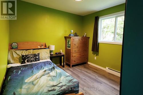 223 Division Street, South Bruce Peninsula, ON - Indoor Photo Showing Bedroom