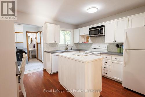 223 Division Street, South Bruce Peninsula, ON - Indoor Photo Showing Kitchen