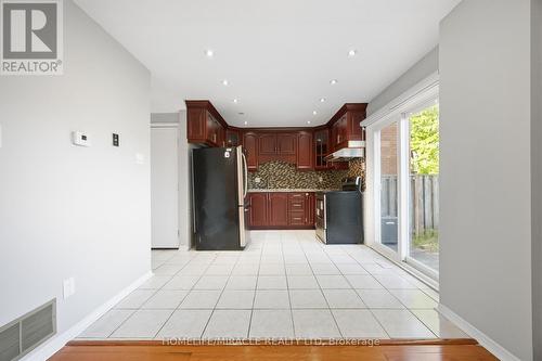 8 Lansbury Drive, Toronto, ON - Indoor Photo Showing Kitchen