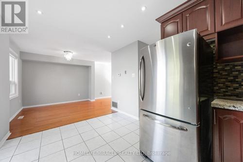 8 Lansbury Drive, Toronto, ON - Indoor Photo Showing Kitchen