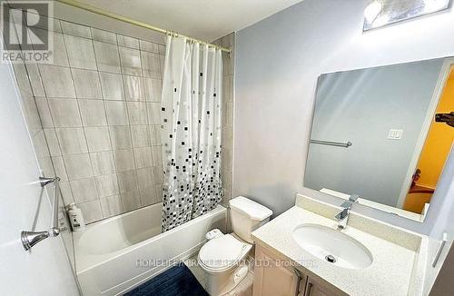 8 Lansbury Drive, Toronto, ON - Indoor Photo Showing Bathroom