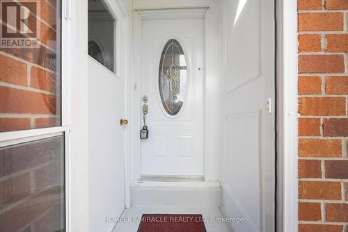8 Lansbury Drive, Toronto, ON - Indoor Photo Showing Other Room