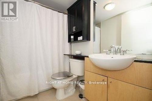 3205 - 361 Front Street W, Toronto, ON - Indoor Photo Showing Bathroom